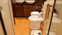 Failrline Squadron 78 XKE -  Bathroom